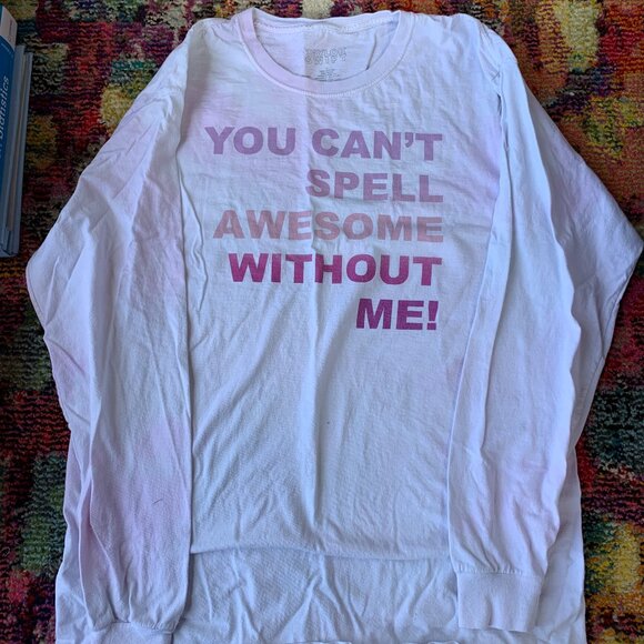 Taylor Swift Long-Sleeved Shirt - Picture 1 of 2